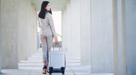 Save Money While Traveling Without Sacrificing Comfort