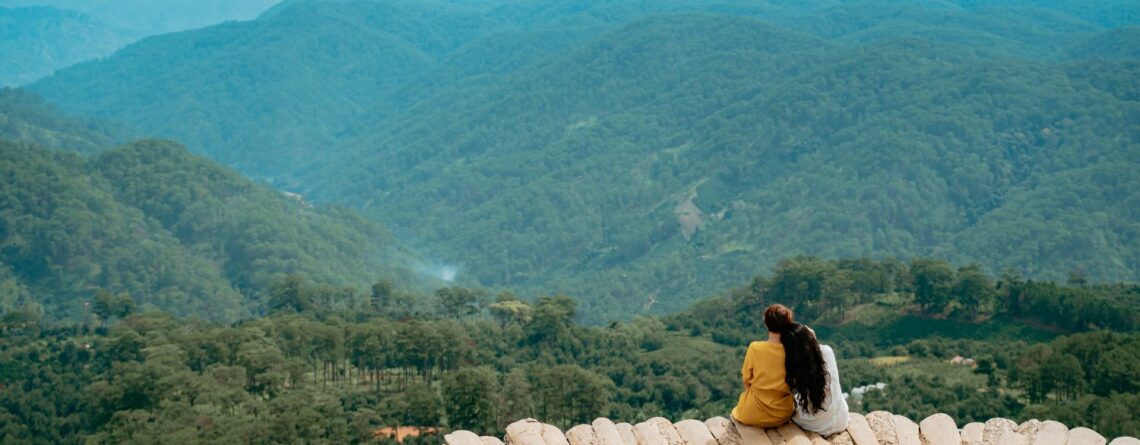What Makes a Travel Lifestyle More Than Just Vacationing?